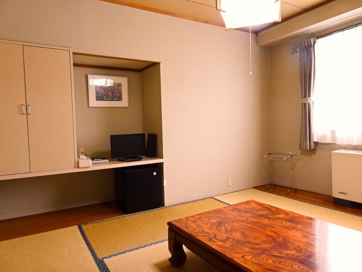 Hotel La Montagne Furuhata Хакуба Екстериор снимка
