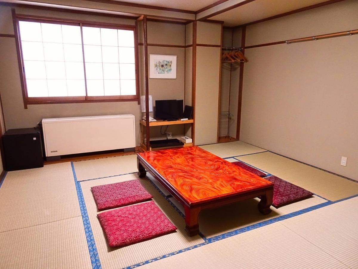 Hotel La Montagne Furuhata Хакуба Екстериор снимка
